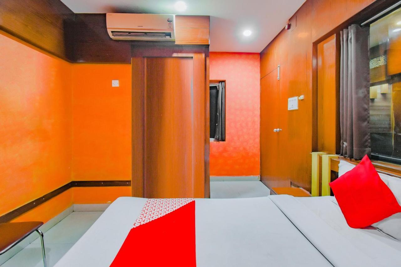 Oyo 78593 Nidhi International Asansol Bagian luar foto