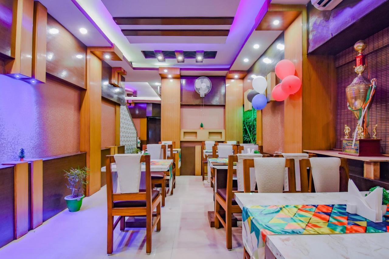 Oyo 78593 Nidhi International Asansol Bagian luar foto
